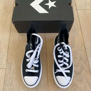 Converse Kids Black Lug sneakers